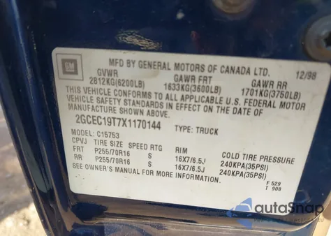 1999 Chevrolet Silverado Ls z USA, uszkodzony, nr VIN 2GCEC19T7X1170144